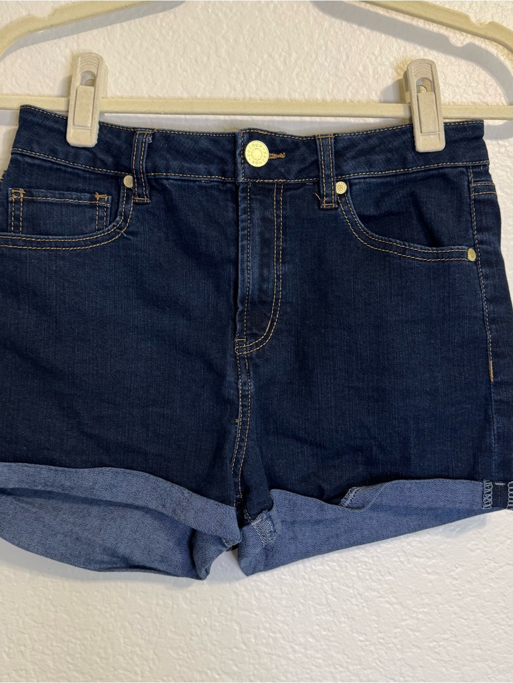 Refuge Dark Blue Denim Rolled-Hem Cuffed Jean Shorts - 6
